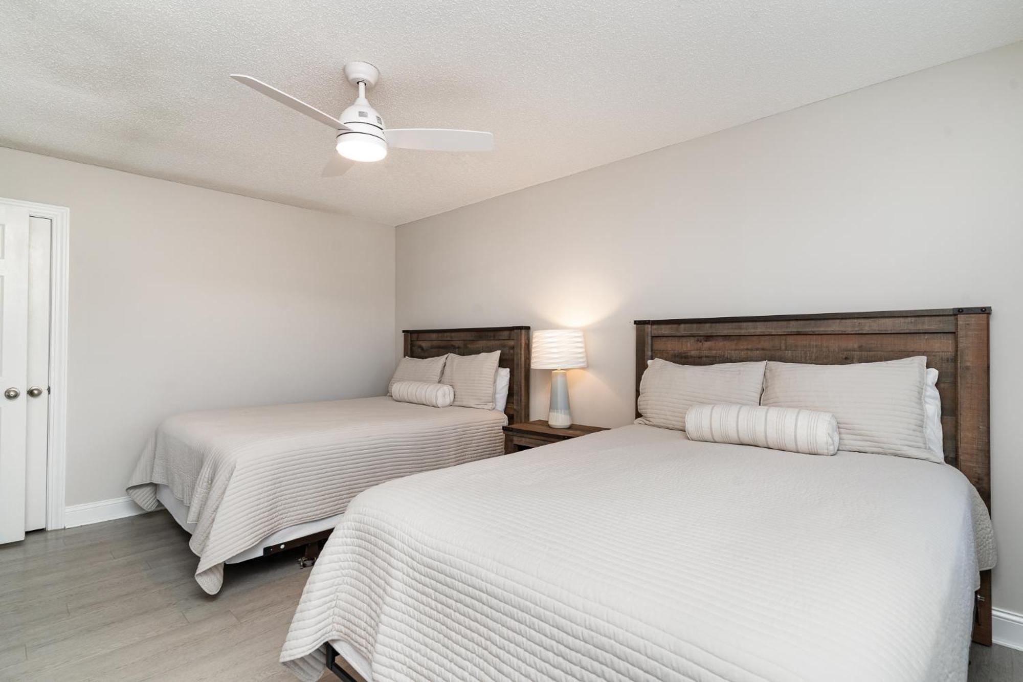 311b - True Beachfront W/ Private Walkway And Pool *