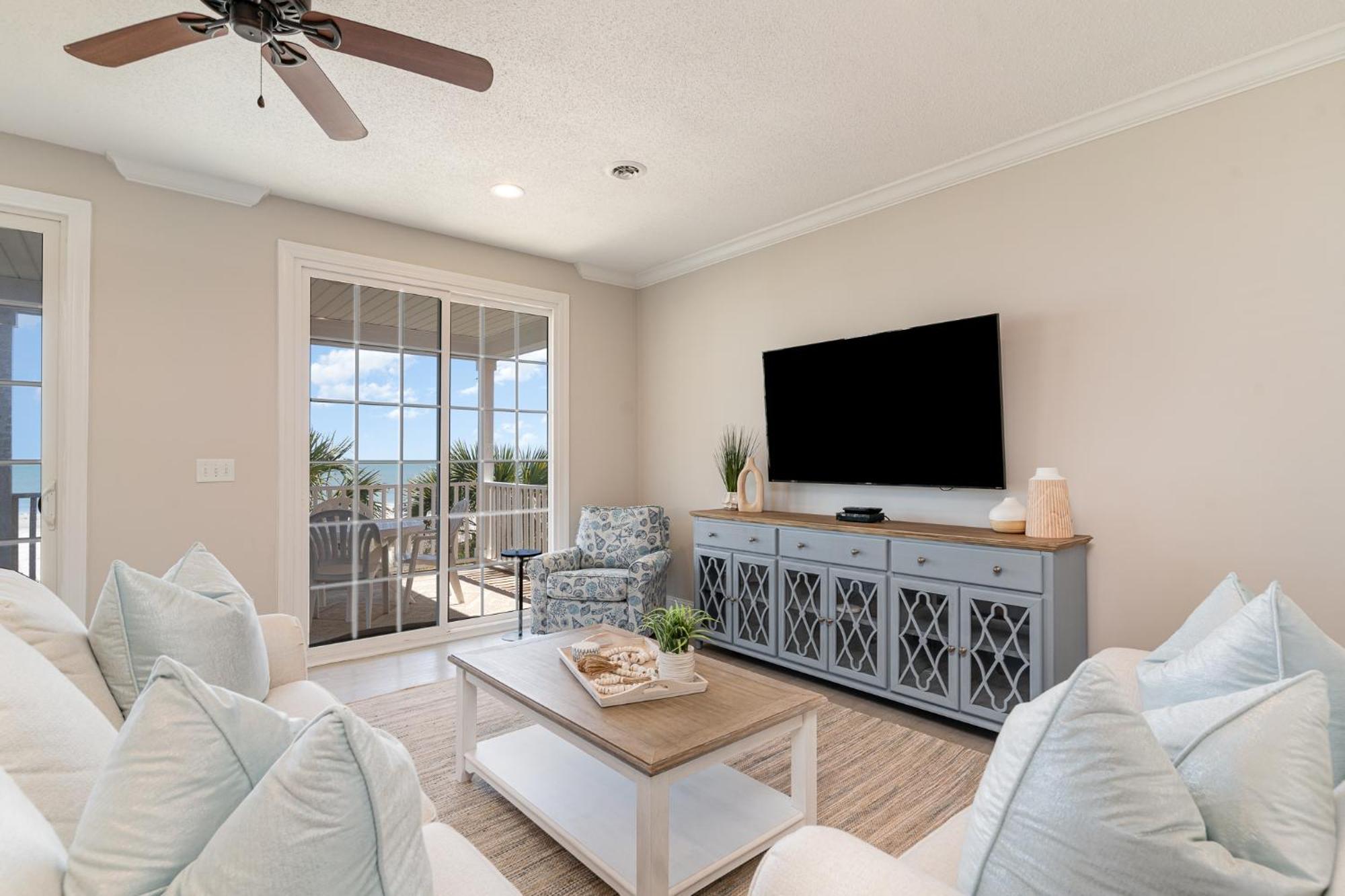 311b - True Beachfront W/ Private Walkway And Pool *