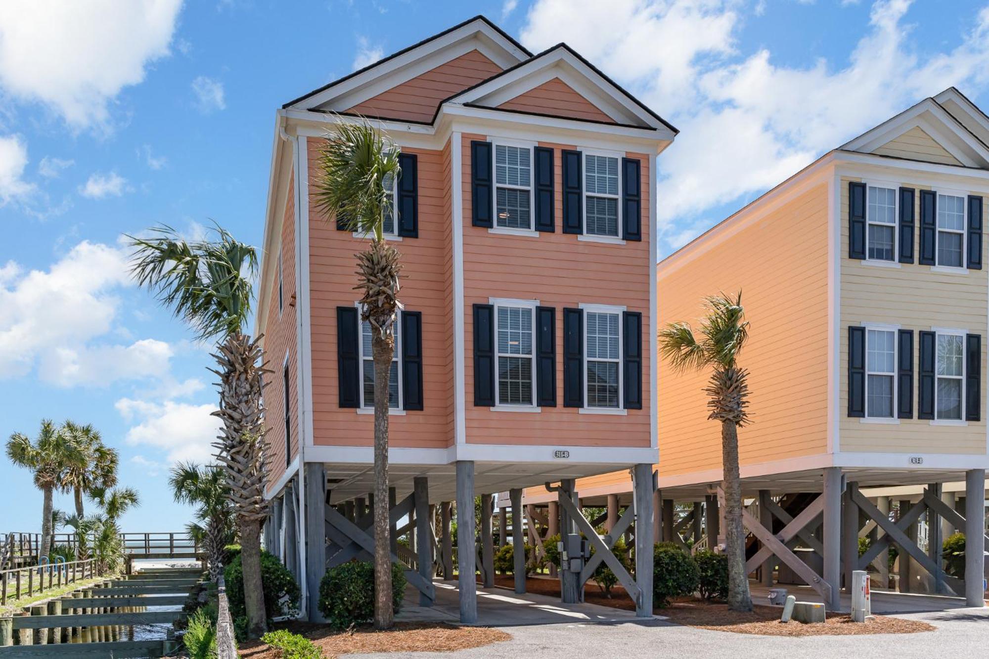 311b - True Beachfront W/ Private Walkway And Pool