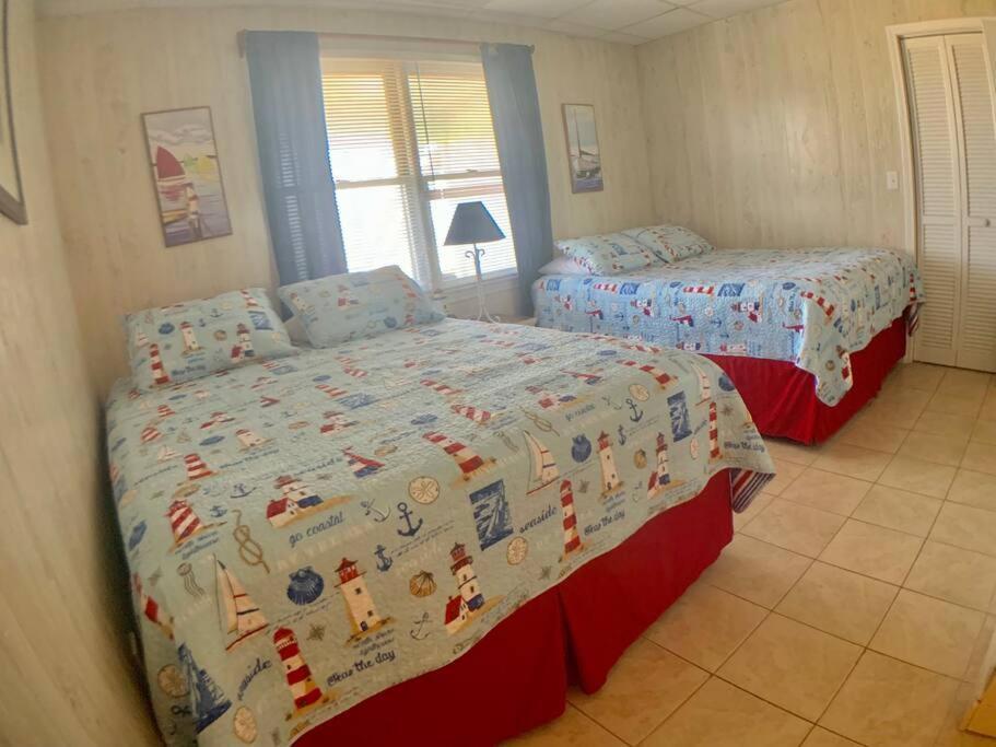 Almost Heaven Oceanfront D 3 Bd/3b Free Wifi Myrtle Beach