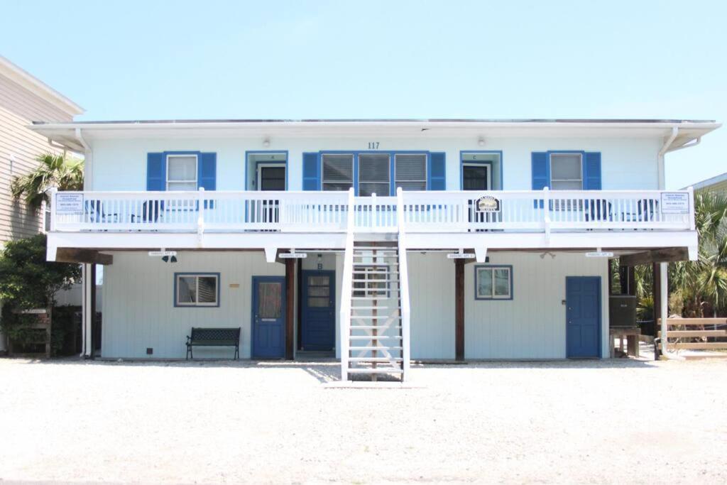 Almost Heaven Oceanfront D 3 Bd/3b Free Wifi * Myrtle Beach