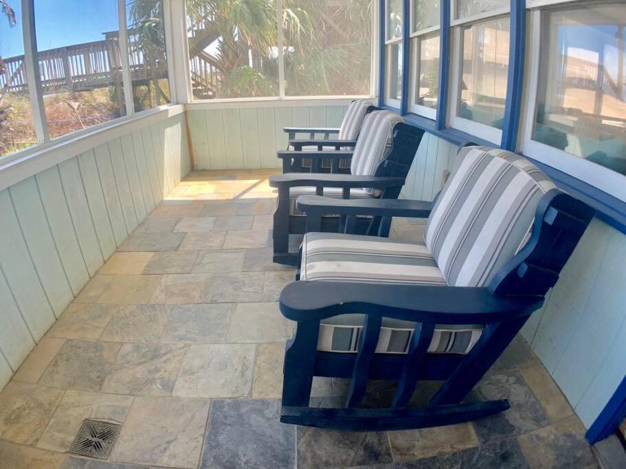 Almost Heaven Oceanfront D 3 Bd/3b Free Wifi * Myrtle Beach