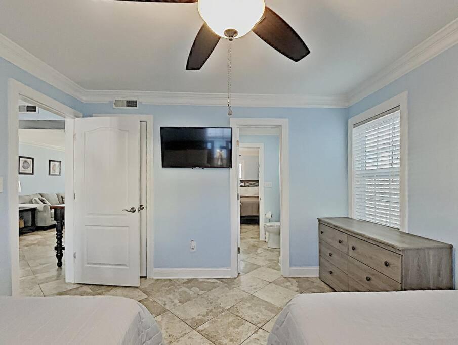 Apartment Lovely Updated Vacation Home*pool* 3 Br*p138