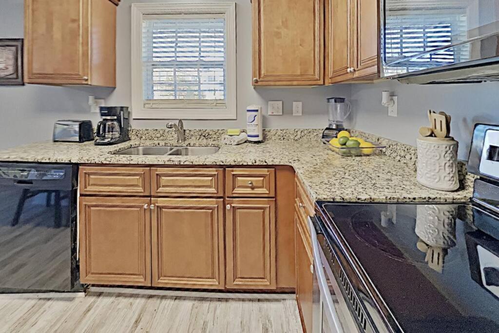 Lovely Updated Vacation Home*private Pool*6br*p138 Apartment *