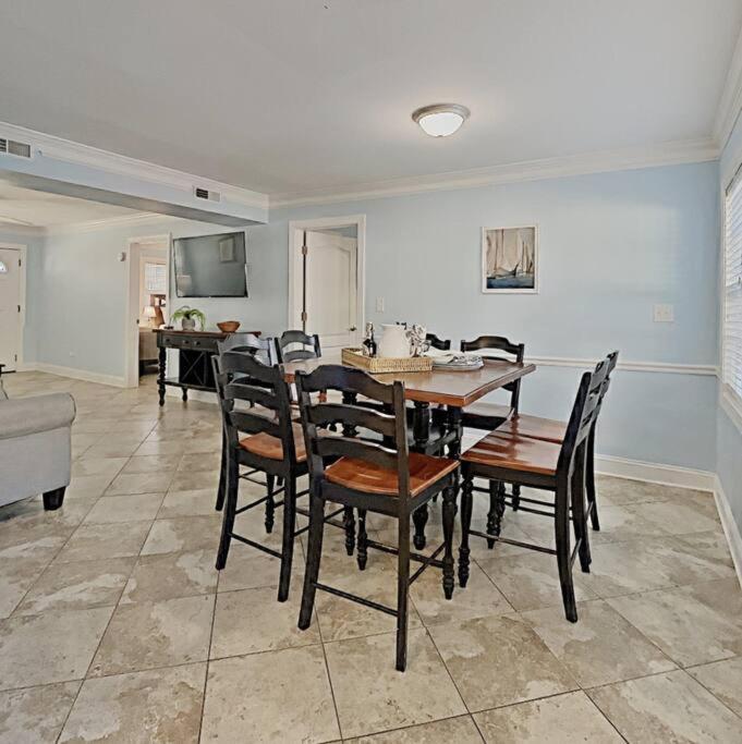 Lovely Updated Vacation Home*private Pool*6br*p138 Myrtle Beach