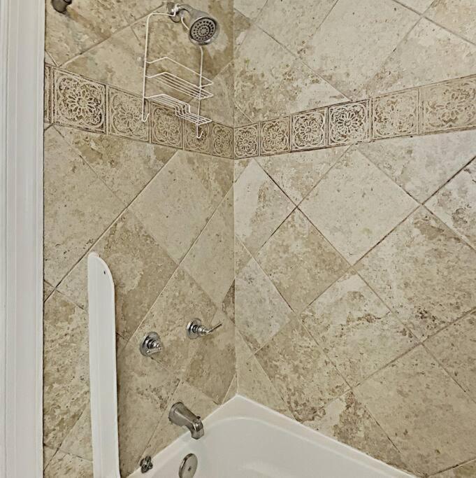Lovely Updated Vacation Home*private Pool*6br*p138 *