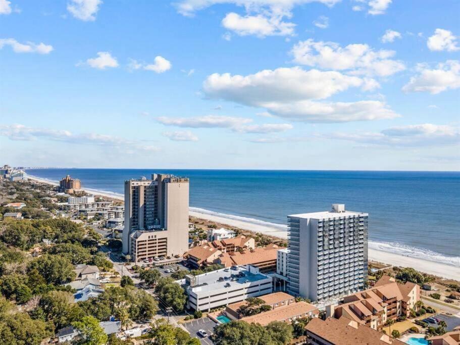 Apartment *ocean View Condo*pools*hot Tub*kitchen*beach*mc61 *