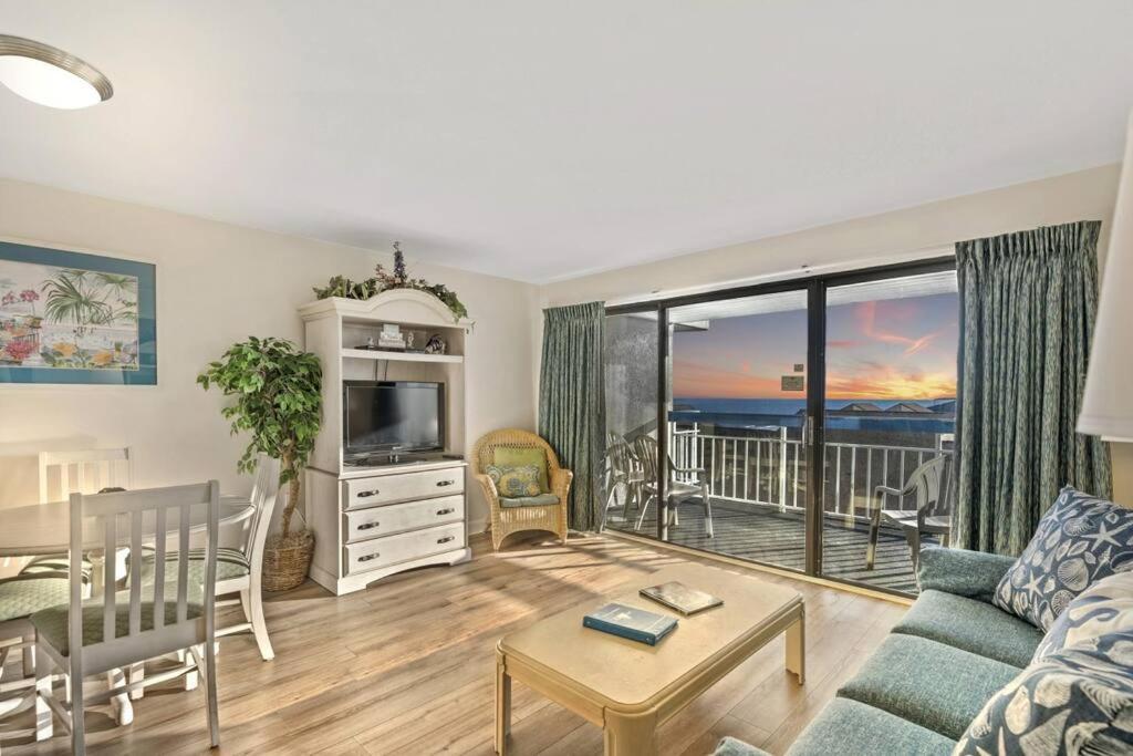 *ocean View Condo*pools*hot Tub*kitchen*beach*mc61 Apartment Myrtle Beach