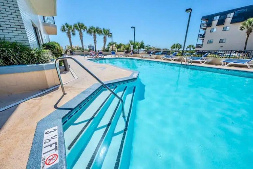 Apartment *peaceful Ocean View Beauty*beach*hot Tubs*j100