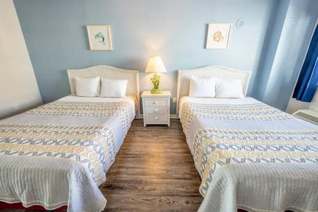 *peaceful Ocean View Beauty*beach*hot Tubs*j100 Apartment