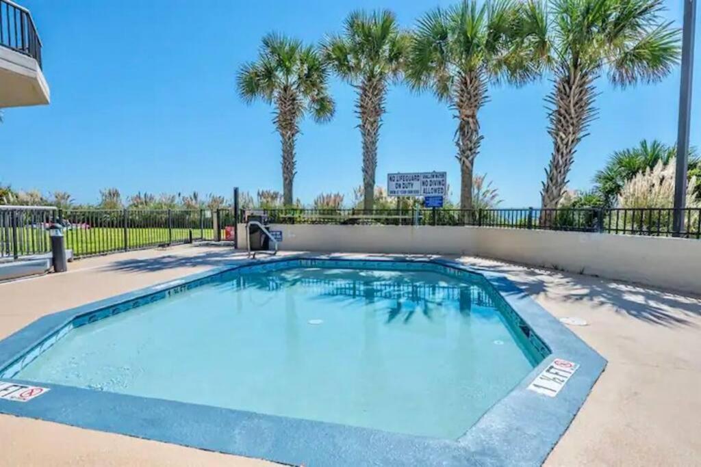 Apartment *peaceful Ocean View Beauty*beach*hot Tubs*j100
