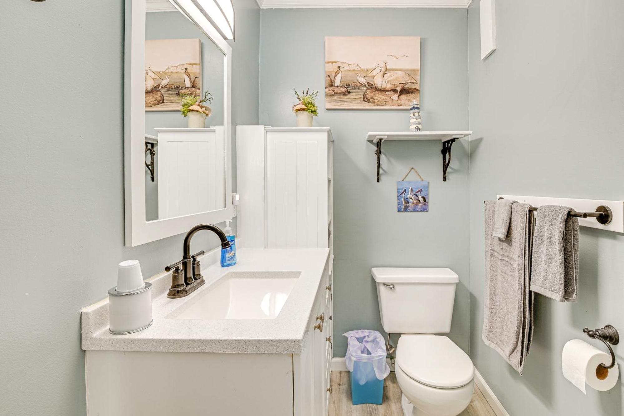 Apartment Coastal On With Community Pool Access! *