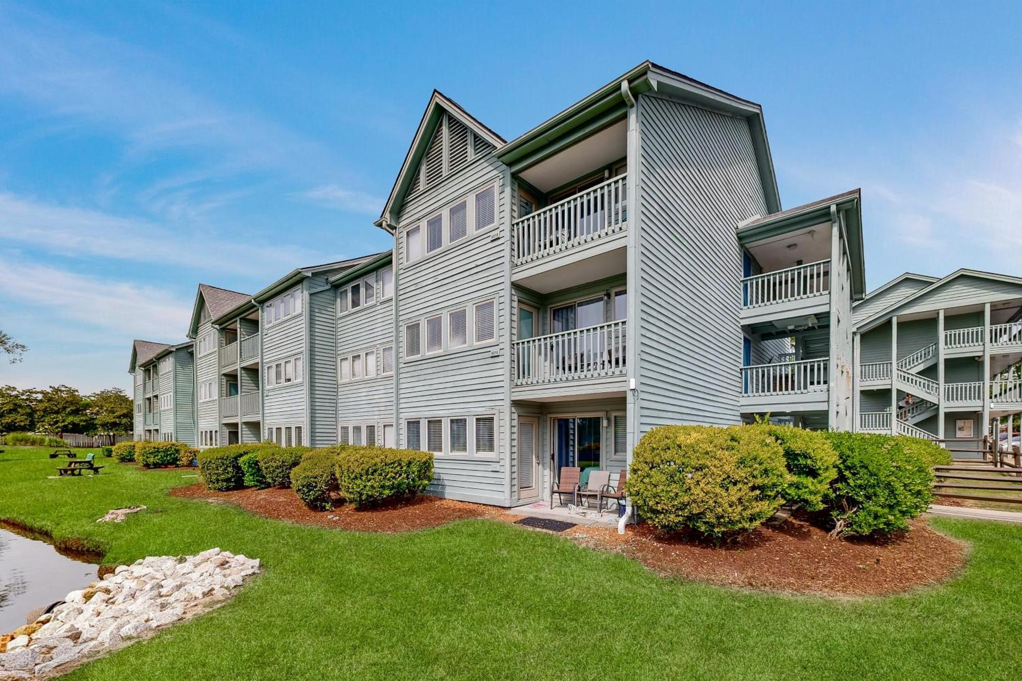 Beachy Keen, Unit 6113-d