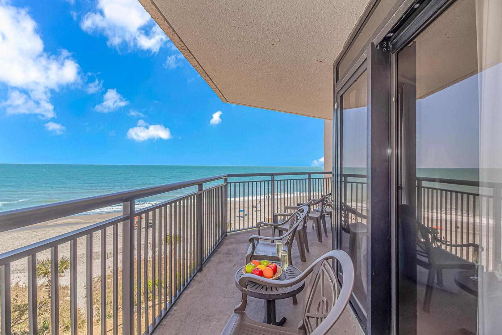 Holiday home Spacious 4 Bedroom Ocean View - Ocean Reef 526- Sleeps 14! *