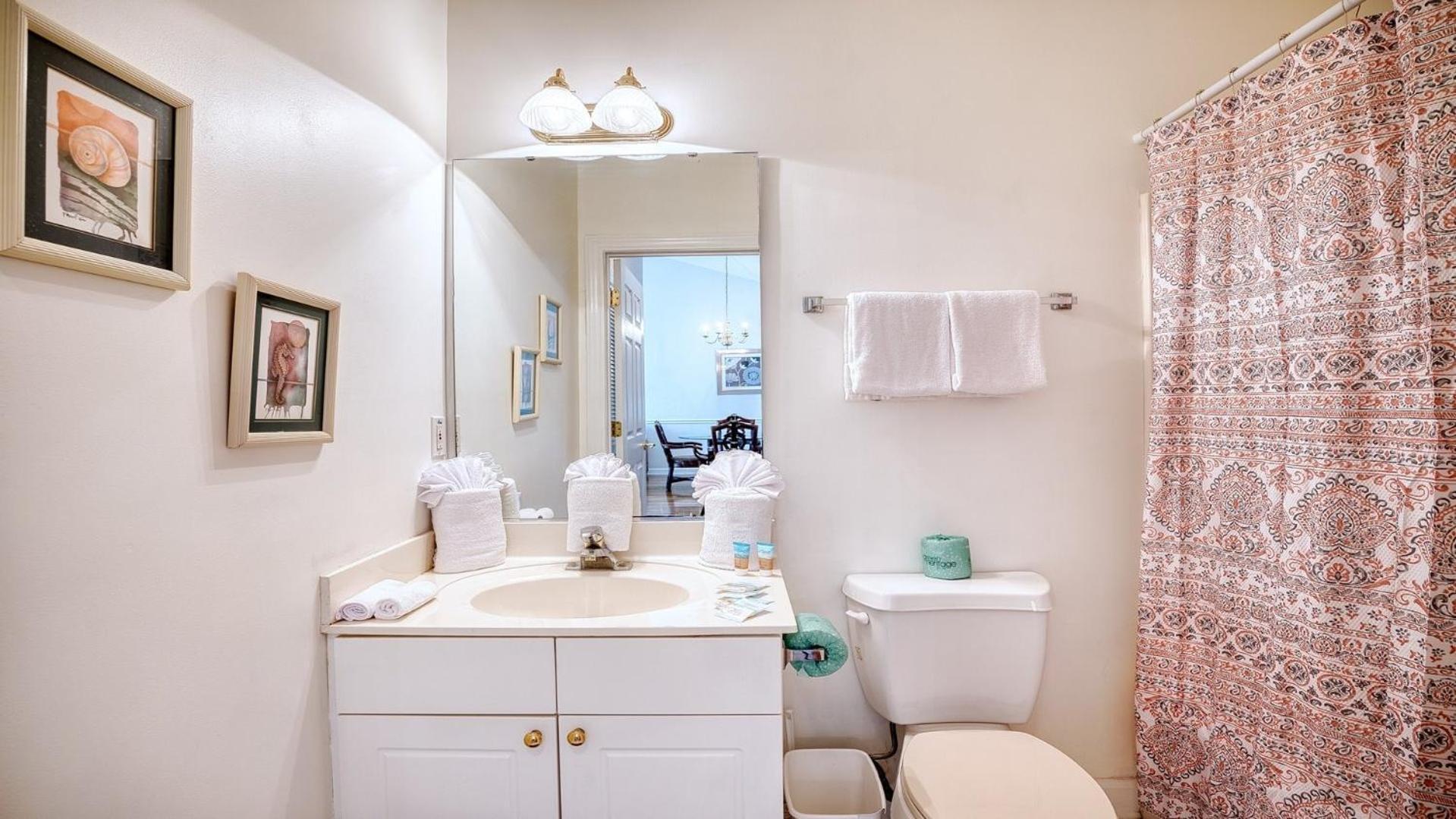 233 Wedgewood Apartment *