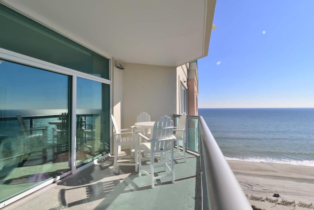 Penthouse Stunning Ocean Views Lazy River Indoor Pool Holiday home