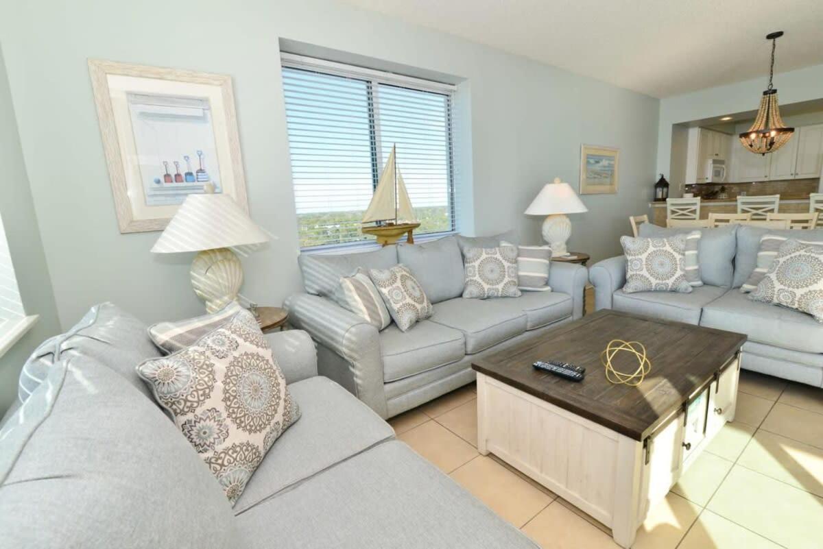 Penthouse Stunning Ocean Views Lazy River Indoor Pool Holiday home