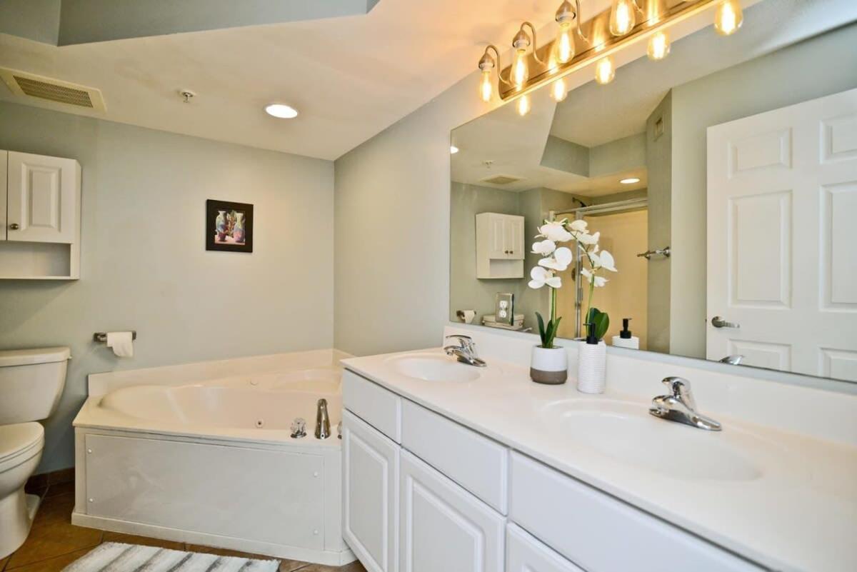Ocean View New Malibu Pointe Dream Holiday home