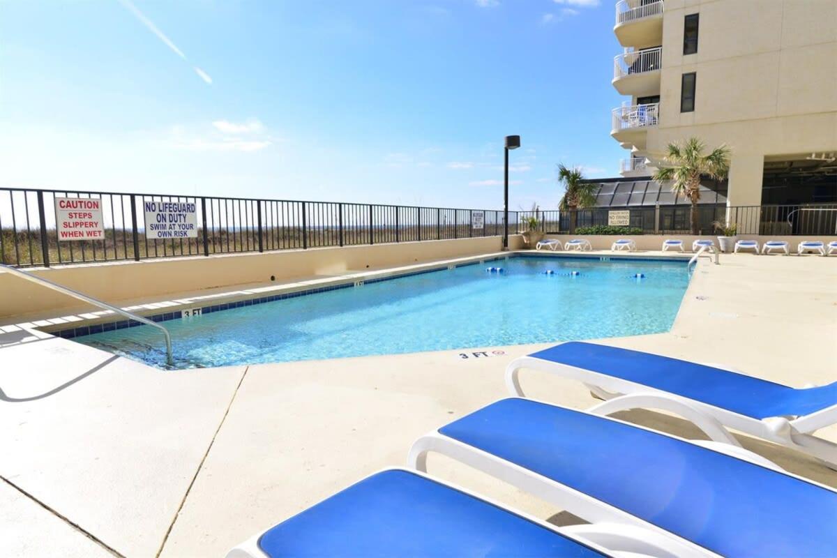 Oceanfront W Stunning Views Amenities Galore Holiday home
