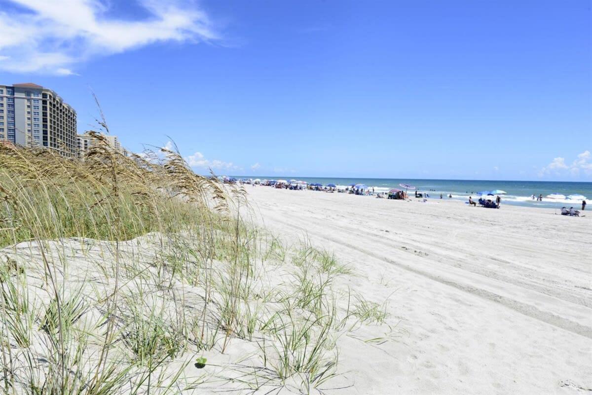 Oceanfront And Modern Location On Ocean Blvd W Pool *