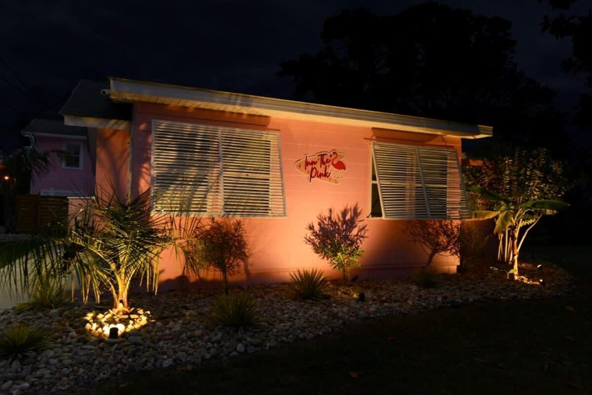 The Pink One-in-a-million Vacation Holiday home *