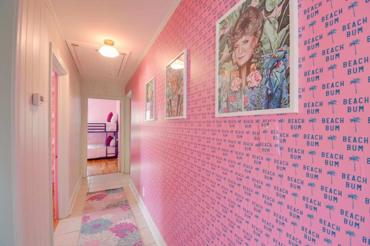 The Pink One-in-a-million Vacation *