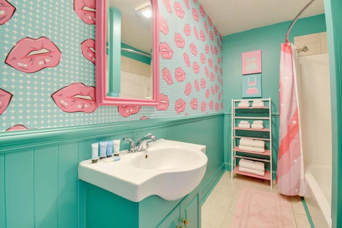 The Pink One-in-a-million Vacation