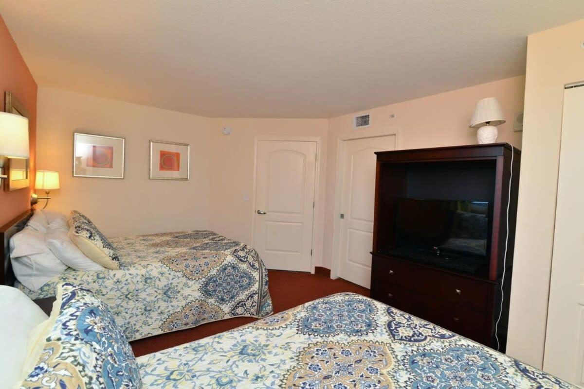 New Luxury With Stunning Ocean Views Sky Pool Lazy River Holiday home *