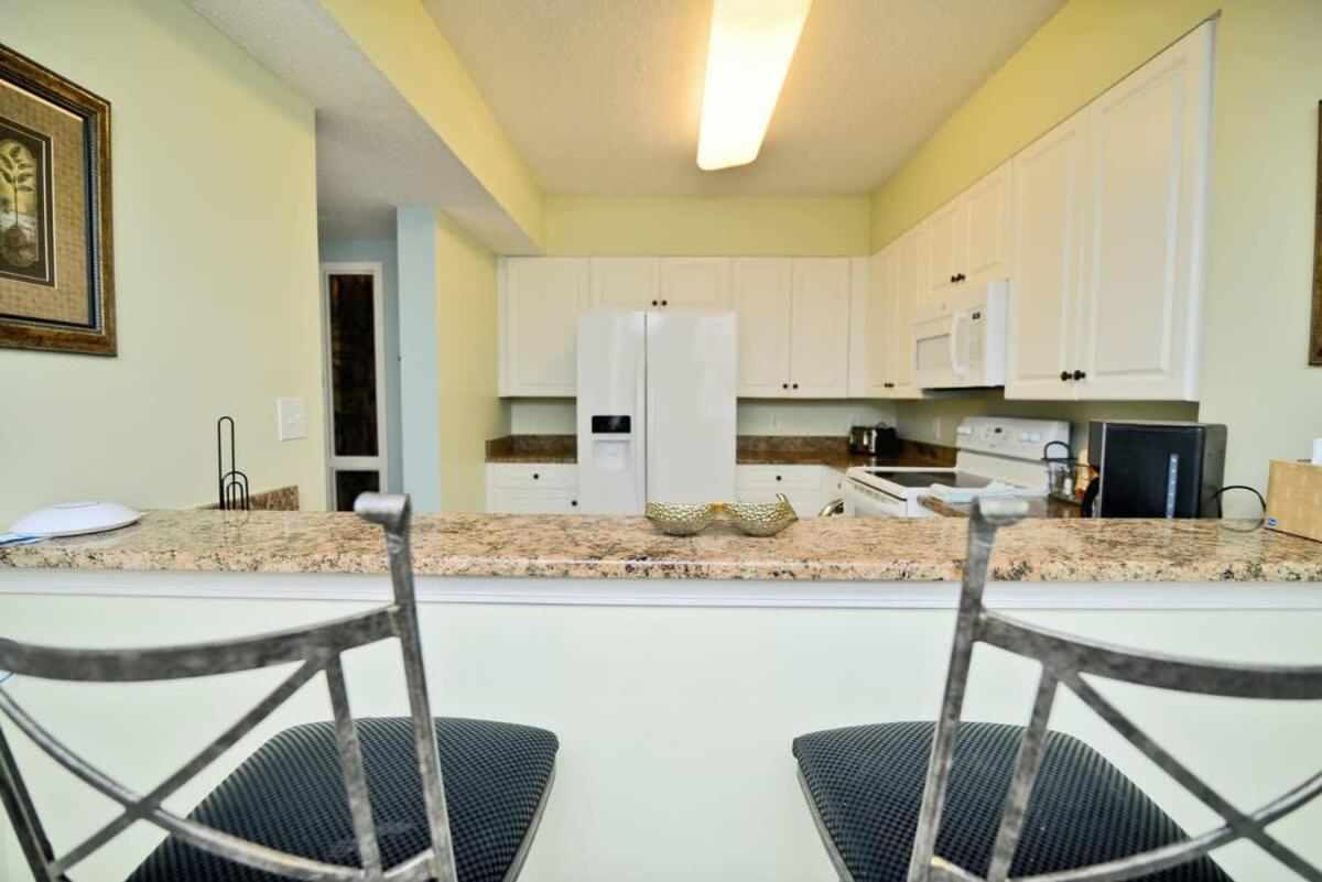 Holiday home Waterfront Luxury Huge With 15000sf Pool Myrtle Beach