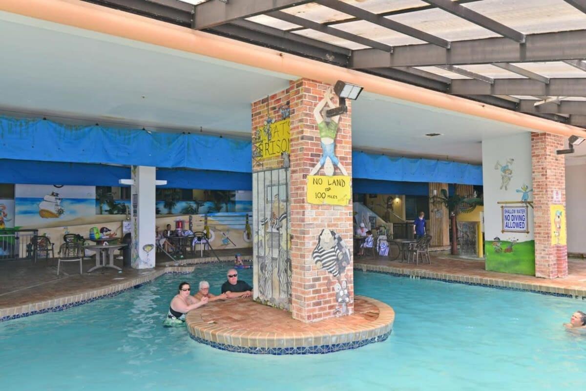 Oceanfront Paradise Lazy River Near Boardwalk Holiday home *