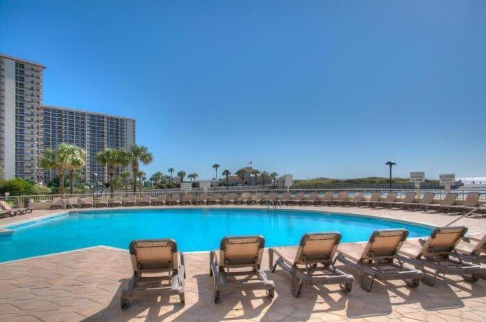 Oceanfront Huge Pools Rated Ocean Creek Holiday home *