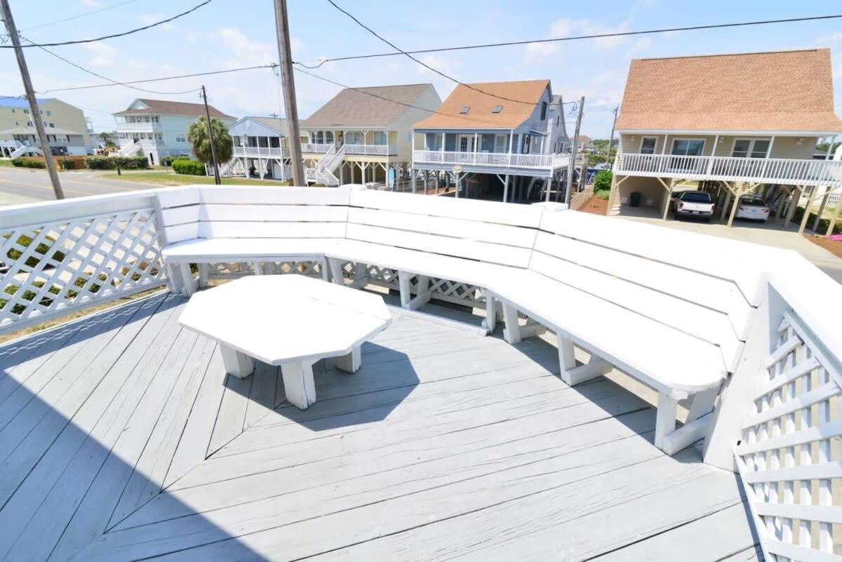 Holiday home Dws Oceanfront House Huge Sun Deck