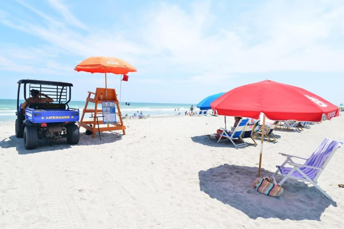 Oceanfront Paradise Lazy River Near Boardwalk Holiday home *