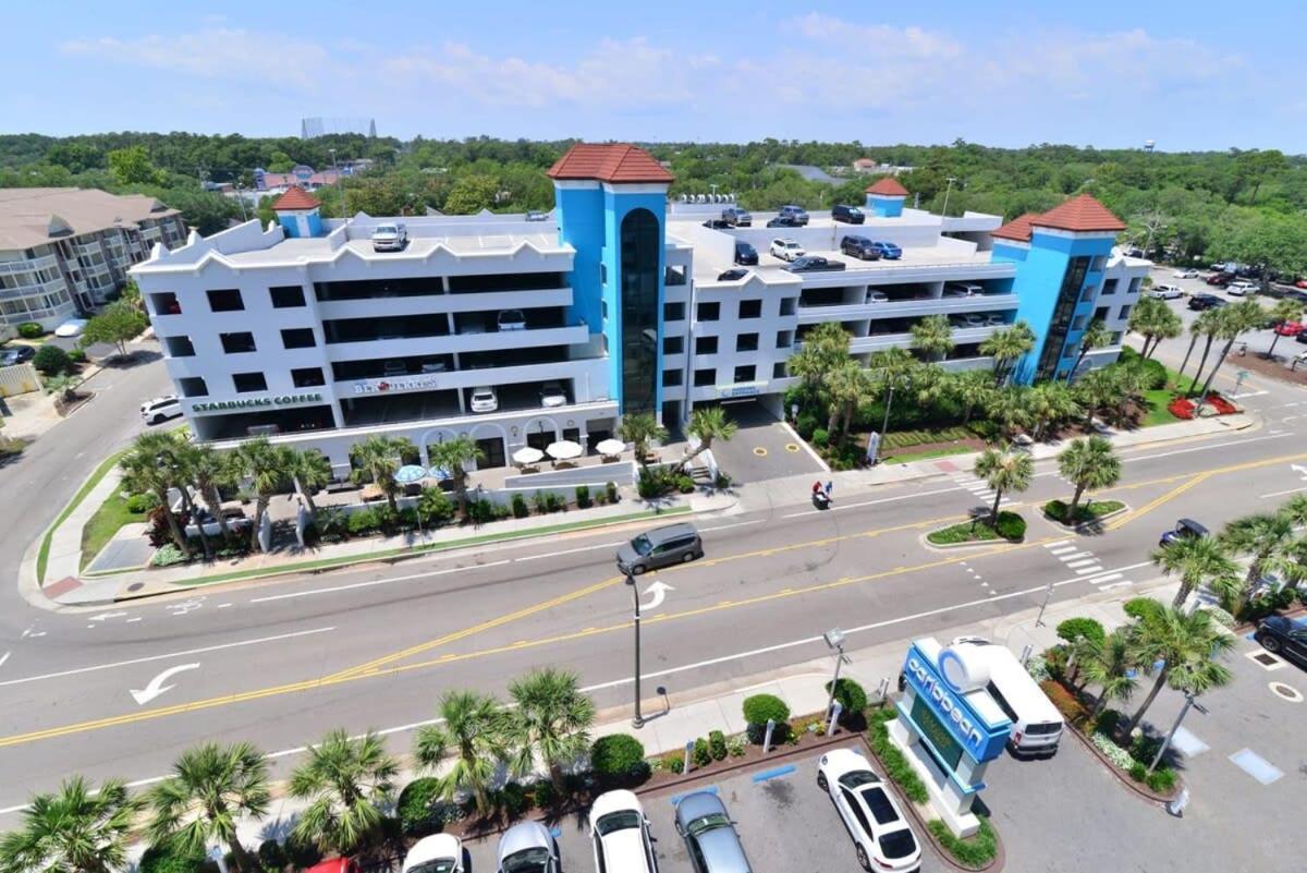 Oceanfront Paradise Lazy River Near Boardwalk Holiday home Myrtle Beach