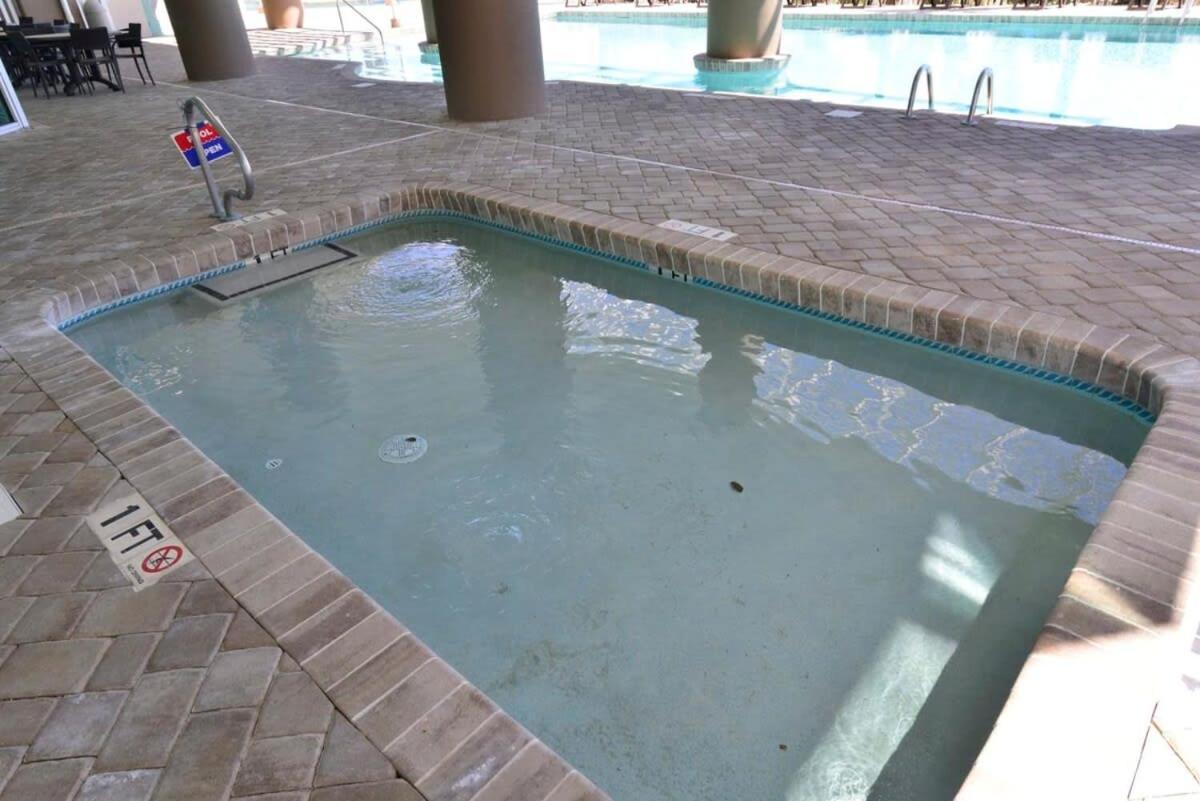 Luxury Ocean View 2 Lazy Rivers Holiday home *
