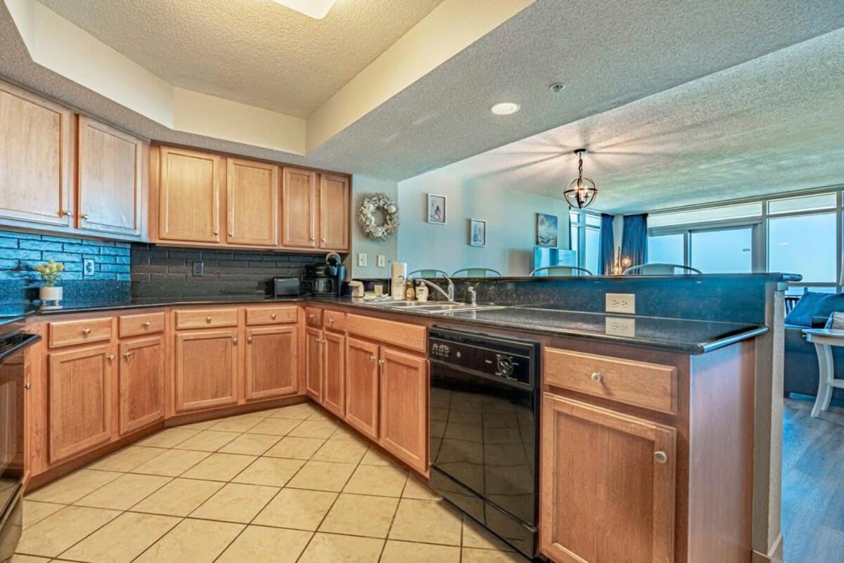 Amazing Ocean Views Remodeled Bay View 803 Holiday home *