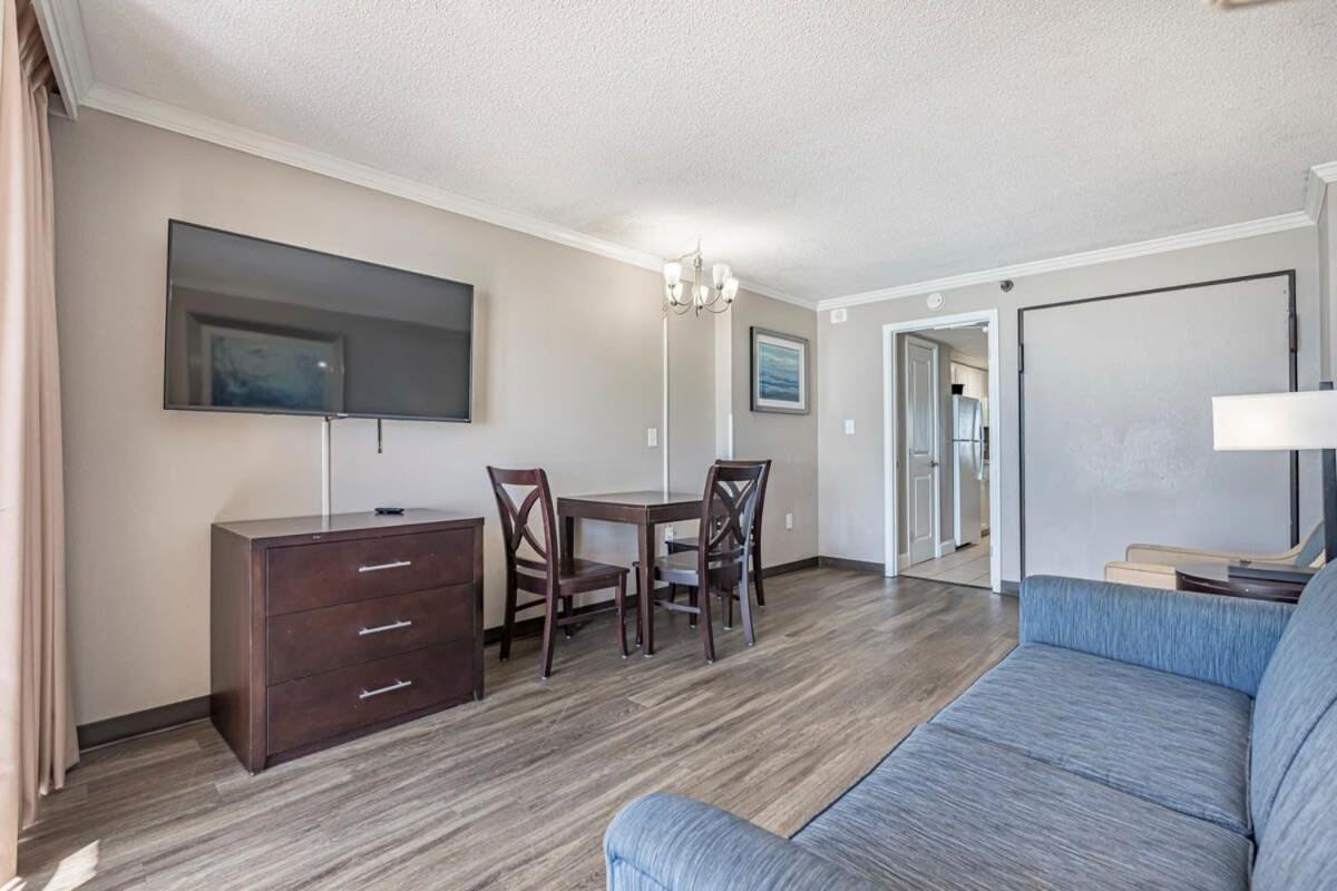 Ocean Front 1br - Caravelle 1036 Holiday home Myrtle Beach