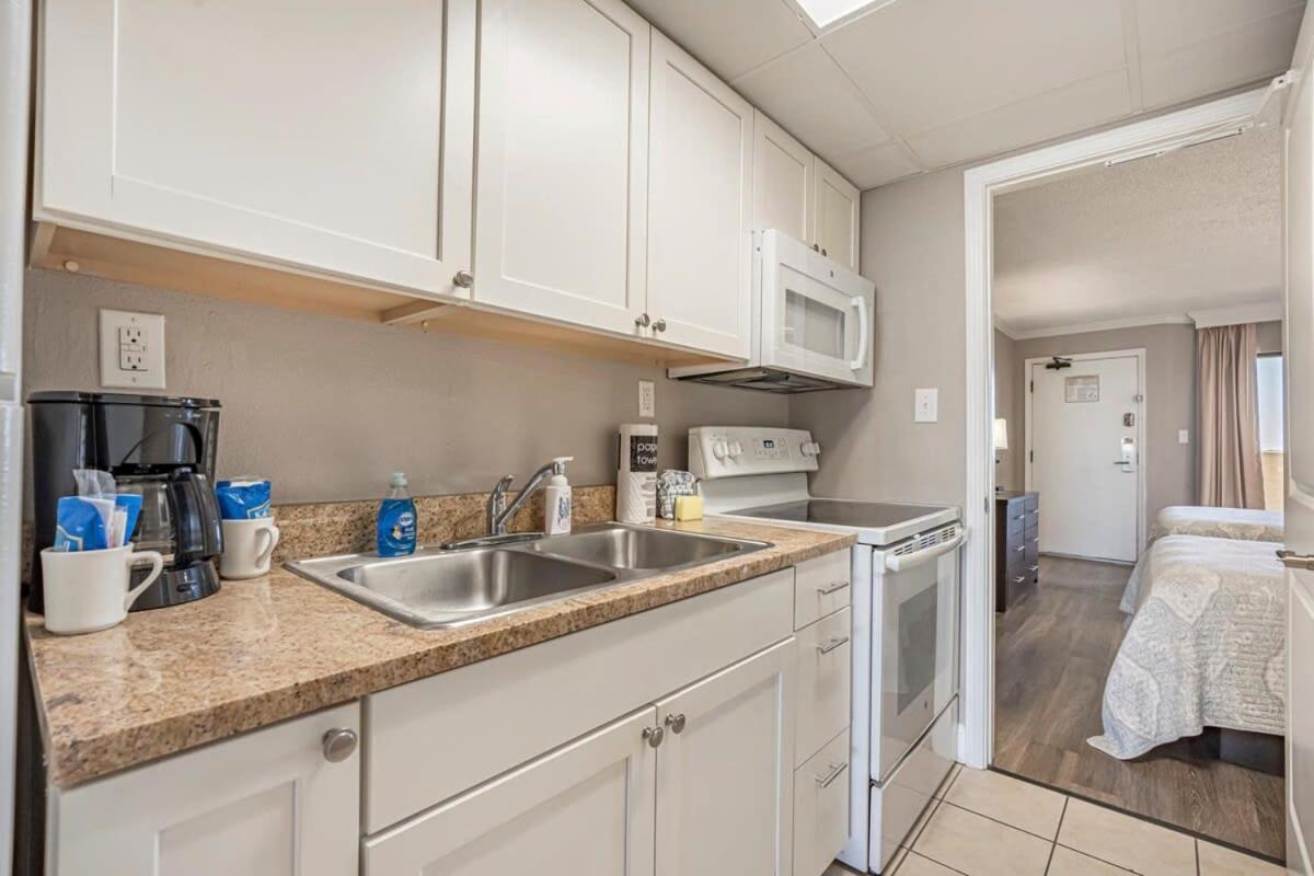 Holiday home Ocean Front 1br - Caravelle 1036