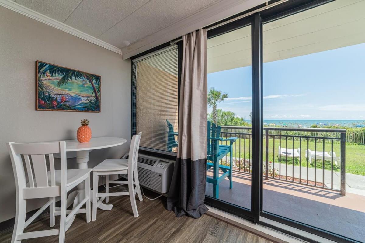 Ground Floor Ocean Front - Caravelle 124 *