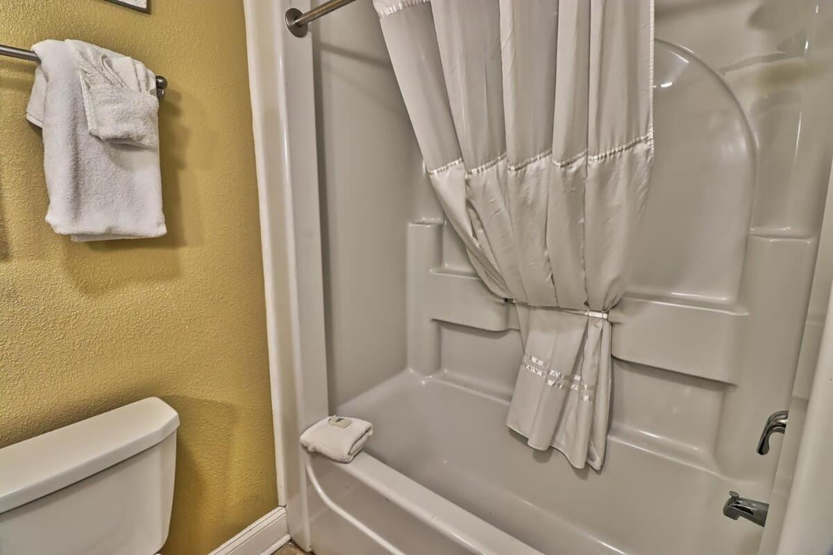 Holiday home Oceanfront - Caravelle 11th Floor