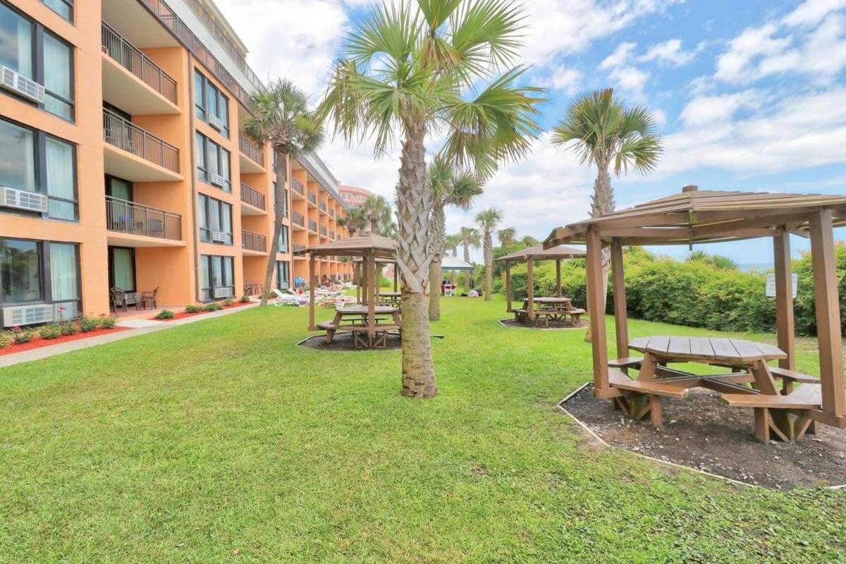 Ocean Front - 6th Floor Caravelle Holiday home