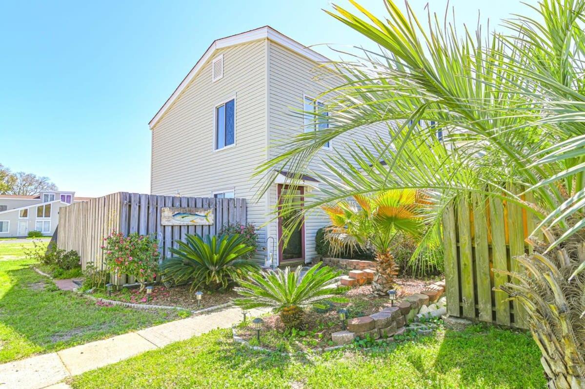 Island Breeze W Pool Holiday home *