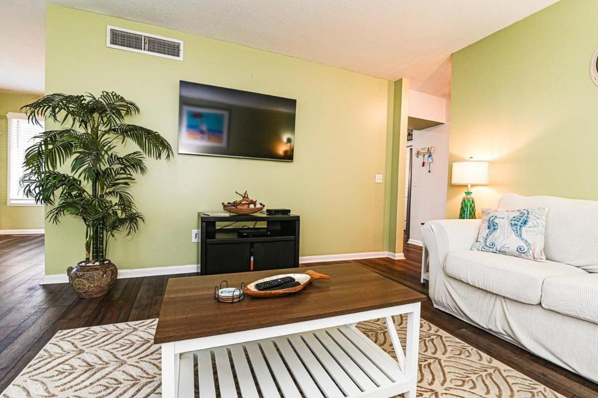 Island Breeze W Pool Holiday home Myrtle Beach