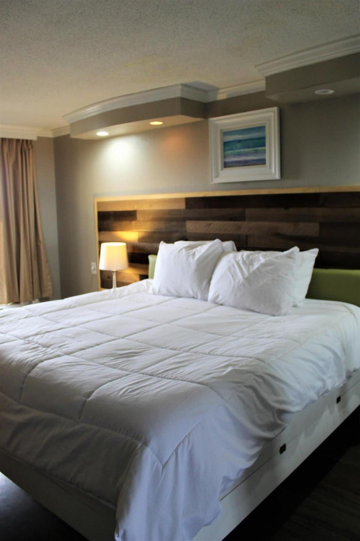 Ocean Front Views Caravelle 1138