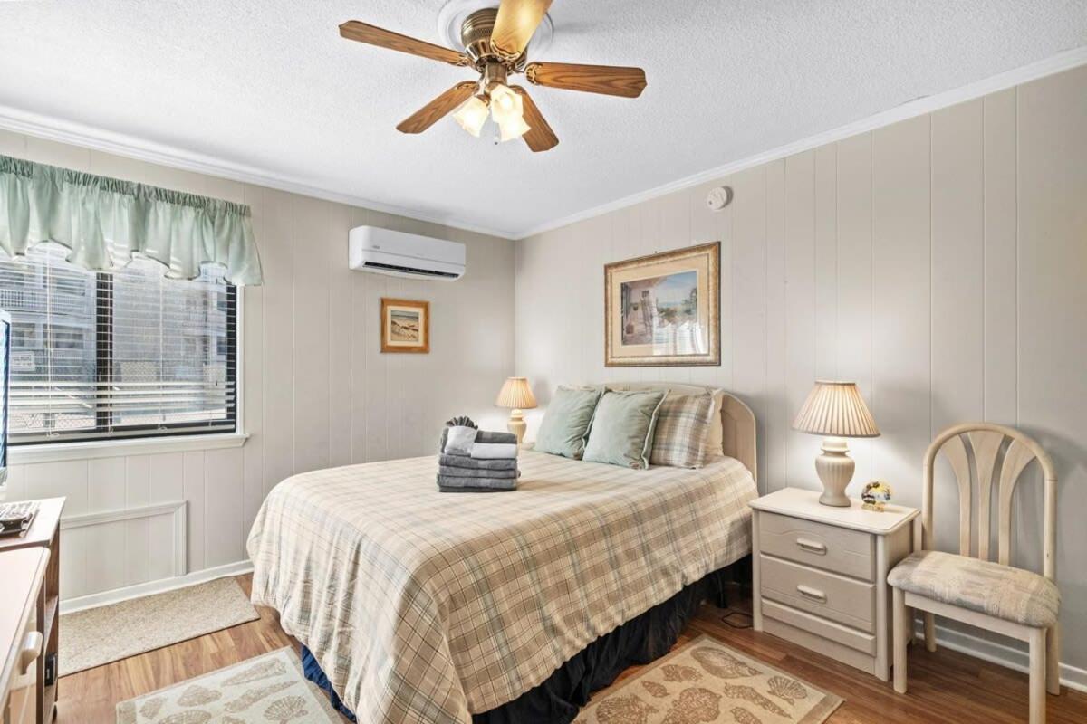 Golden Mile - Oceanfront Retreat Myrtle * Myrtle Beach