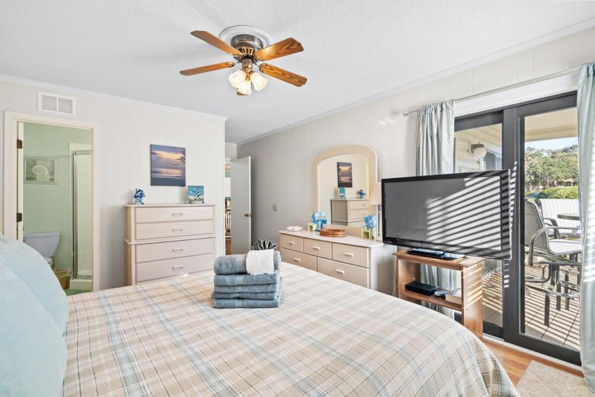 Golden Mile - Oceanfront Retreat Myrtle Holiday home Myrtle Beach