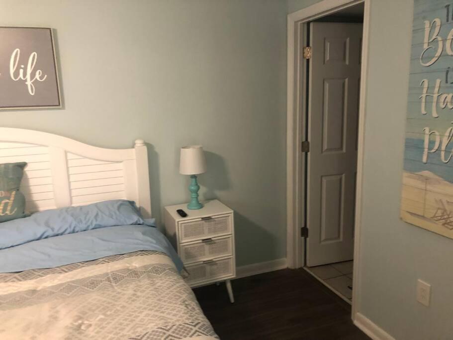 Apartment Gorgeous 2 Br/ 2 Bedroom Newly Renovated Beachfront Myrtle Beach