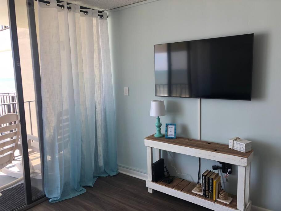 Gorgeous 2 Br/ 2 Bedroom Newly Renovated Beachfront Myrtle Beach
