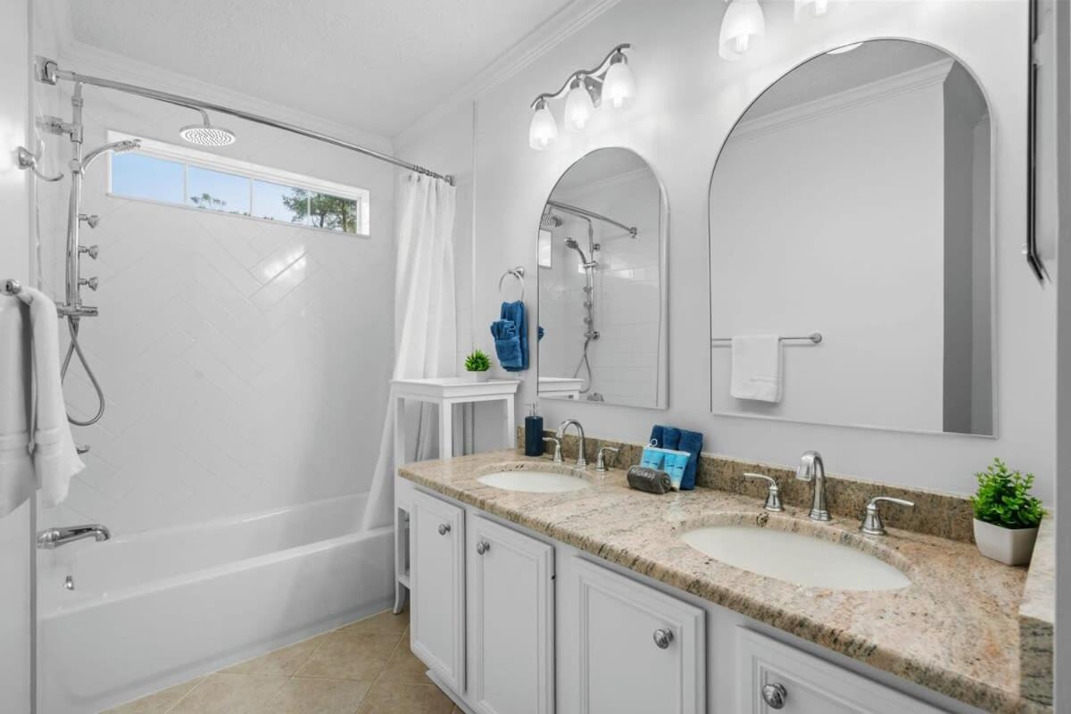Holiday home Surfside - House Getaway