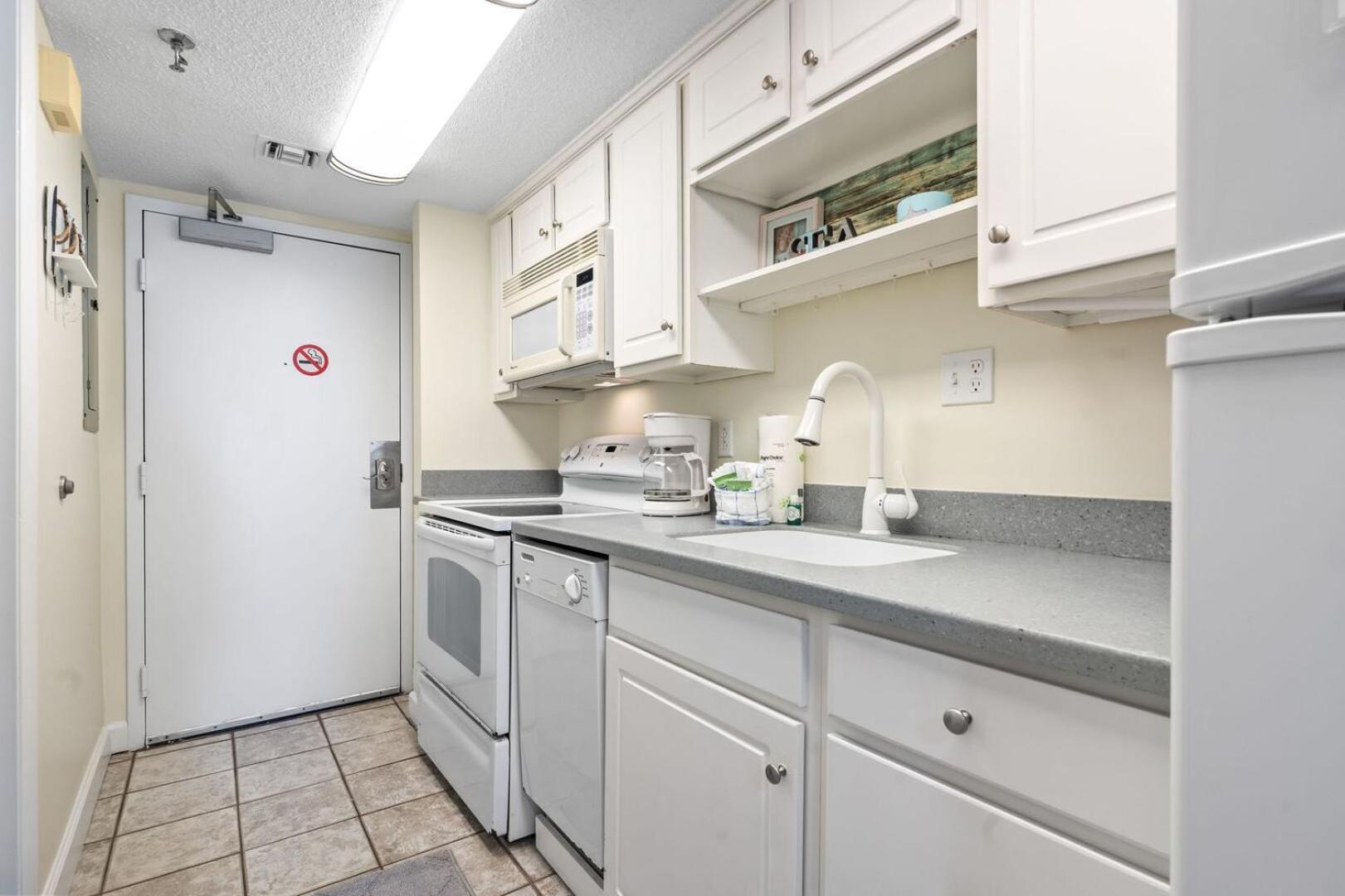 Beautiful 2 Bedroom In Cherry Grove With Stunning Views Buena Vista 402